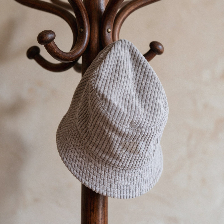 Bob hiver doublé, quatre tailles mesurées — Velours côtelé gris