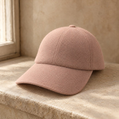 Casquette laine rose, fabriquée à la main en Europe