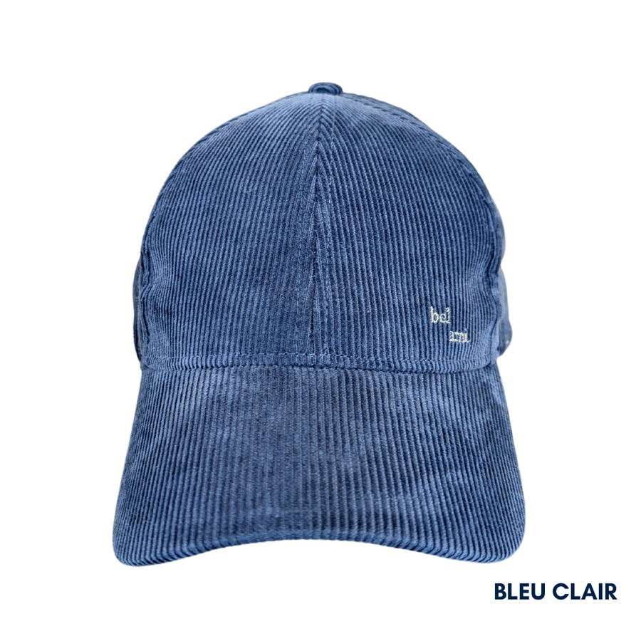 Casquette en velours côtelé – Élégance discrète, pas de gros logo — Bleu clair