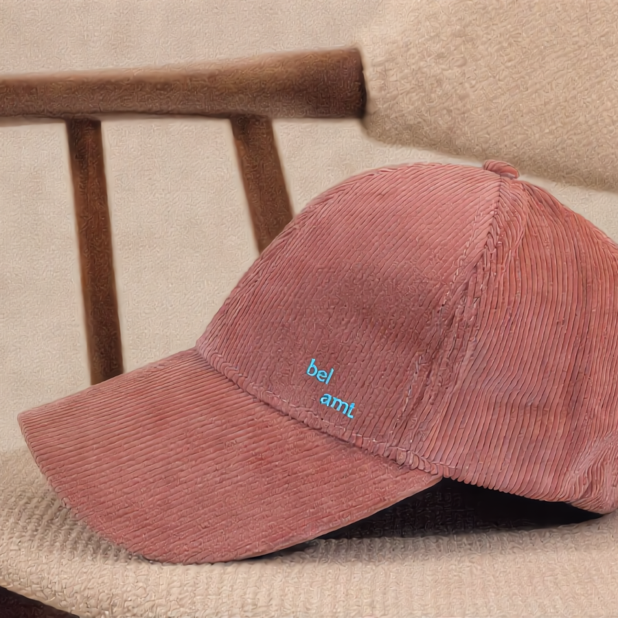 Casquette en velours côtelé – Élégance discrète, pas de gros logo