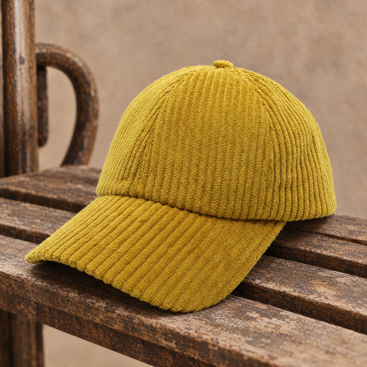 Casquette velours côtelé safran, fabriquée à la main en Europe